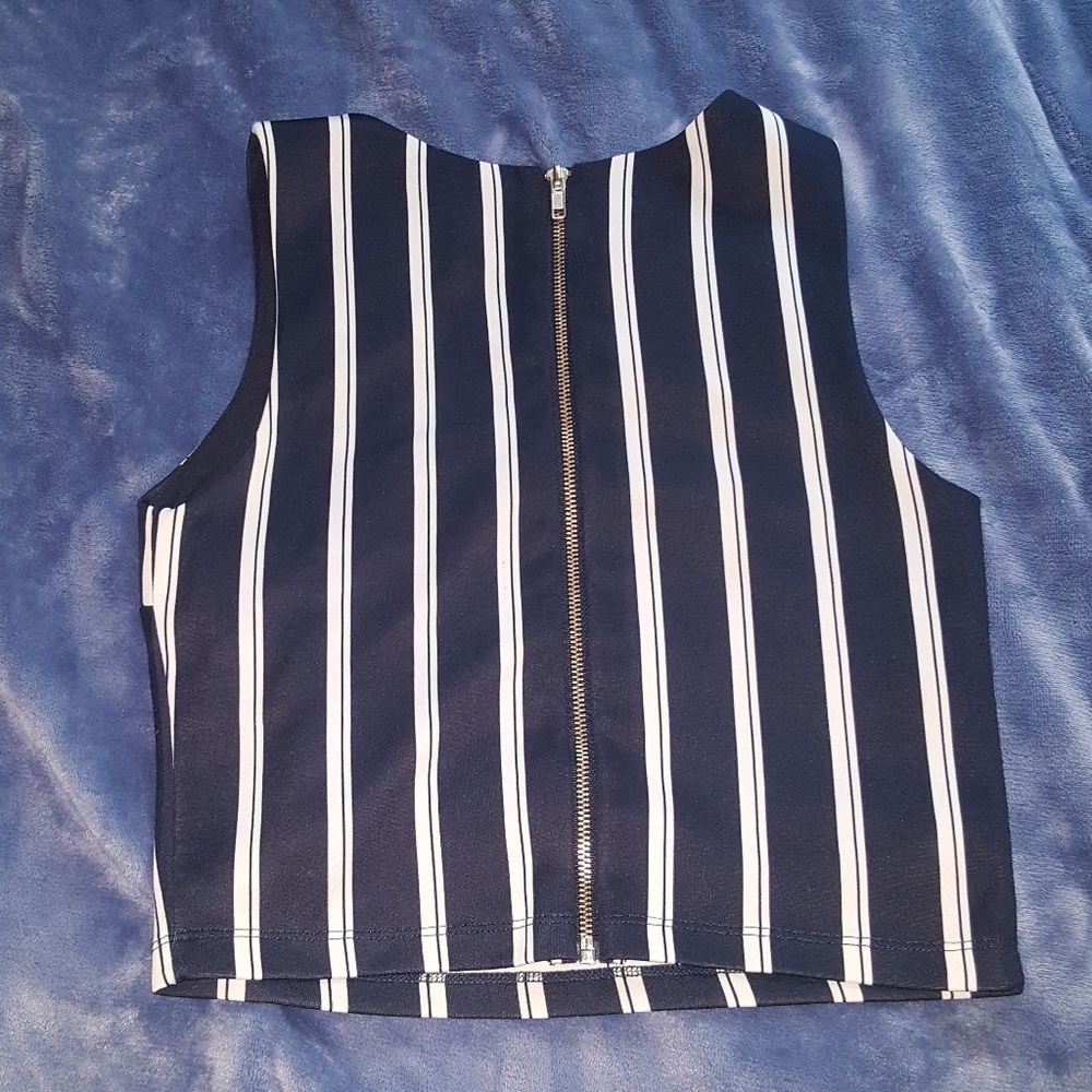 Forever 21 Stripes High Neck Crop Top Blue White - Picture 3 of 4
